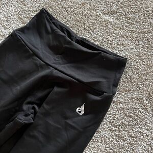 Black Ryderwear Scrunch Leggings